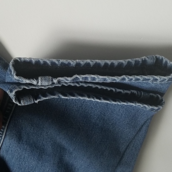 L.L. Bean Vintage Mom Blue Jeans - Picture 7 of 7